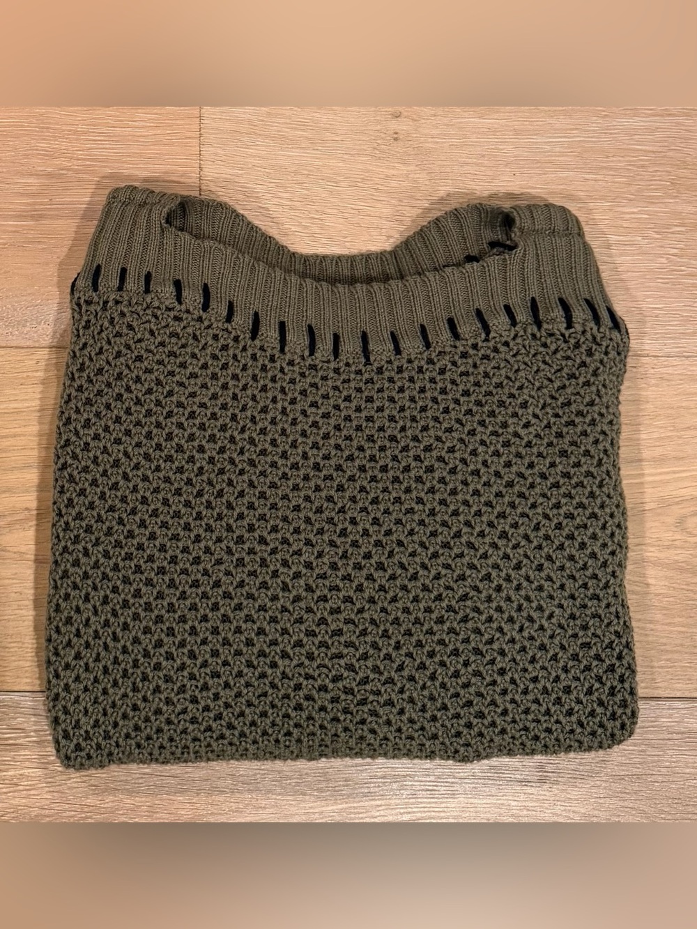 VINCE CAMUTO Whipstitch Olive Green Knit Sweater 100% Cotton Size S - gorgeous